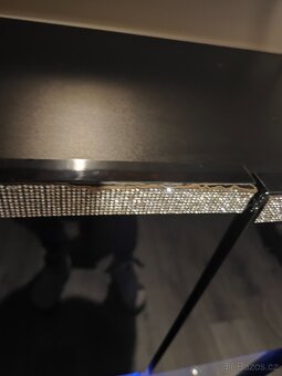 Moderní podsvícená komoda - 4