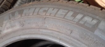Pneu Michelin - 4