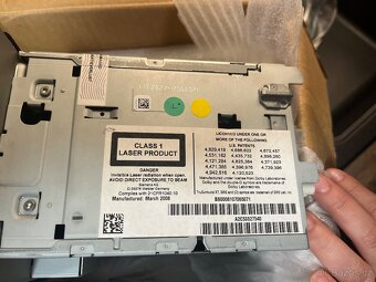 Navigace Octavia 2 , Pasat 7 - 4