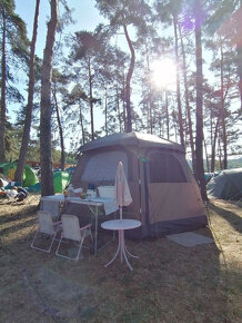 Velký rodinný stan Easy Camp Moonlight Yurt - glamping - 4