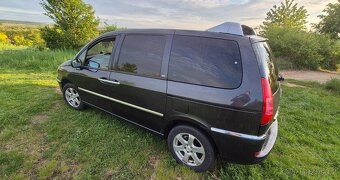 Peugeot 807 2.0HDi r.v.2008 6q manuál - 4