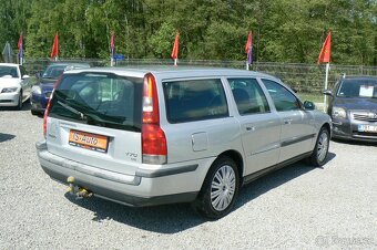 Volvo V70 COMBI 2.4D - 2003 - 4