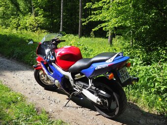 Honda CBR 600 F - 4