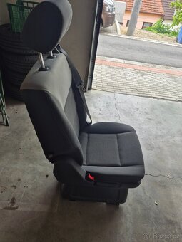 Otočné sedačky sedačka typ VW Multivan T5 - 4