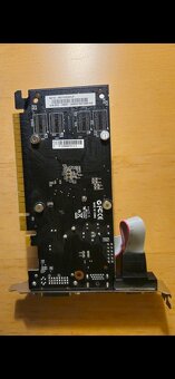 GeForce 210 1GB DDR3 PCIe - 4