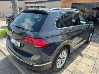 VW Tiguan 2.0TDI DSG ACC LANE SIDE AMBIENT 46t - 4