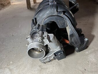 Sani s klapkou i vstřiky. Peugeot NFU - 4