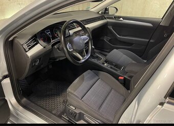 Volkswagen Passat 2022 - 4