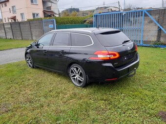 Peugeot 308 1.6 HDI Kombi  88KW serviska 2x klíč - 4