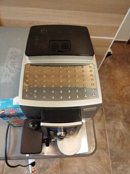 Automatický kávovar DeLonghi Intensa ECAM 23.450.B - 4