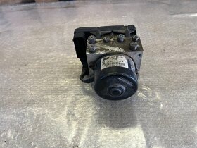 ŘÍDICÍ JEDNOTKA ABS FIAT 46767474 - 4