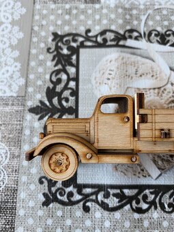 Nové dřevěné modely Praga valník, nakladač Avant - 4