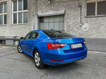Škoda Superb 2.0 TDI SCR Style DSG - 4