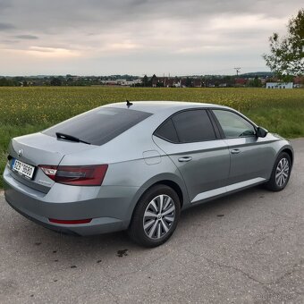 Škoda superb 2.0tdi 110kw - 4
