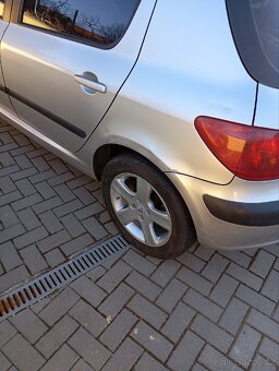 Peugeot 307 2.0HDI - 4