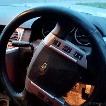LAND ROVER DISCOVERY 3 MOTOR - 4