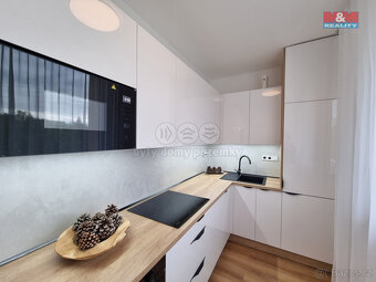 Prodej bytu 2+1, 52 m², Ostrava, ul. náměstí Antonie Bejdové - 4