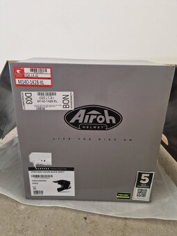 AIROH strycker - 4