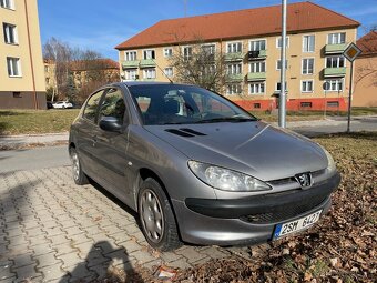 Peugeot 206 1.4 HDi (2004) - vhodný k opravě (případně díly) - 4