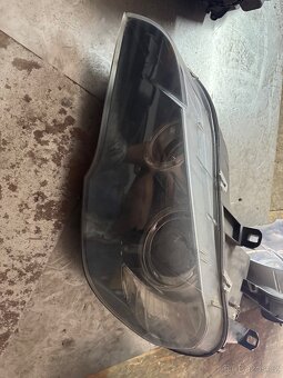 BMW e70 přední světla - 4