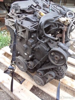 Motor 2,5 dci MASTER,MOVANO, vivaro , trafic - 4