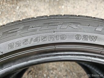 2 Letní pneumatiky Bridgestone Dueler H/P SPORT 225/45 R19 - 4