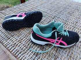 Dámské běžecké boty Asics Noosa FF - 4