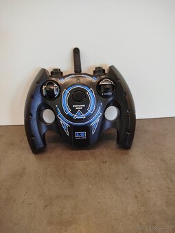 PRODÁM HYBRIDNÍ AUTO NA DÁLKOVÉ OVLÁDÁNÍ - 4