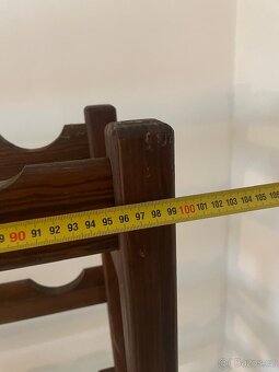 Dřevěný stojan na víno - 4