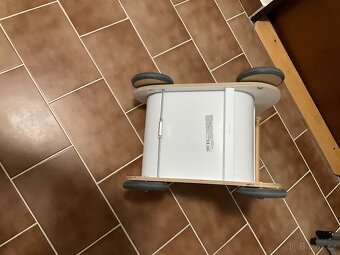 Dětmi oblíbené hračky - kočárek - 4