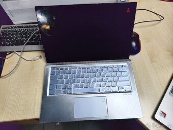 pc skříně, počítače + notebooky a další díly - 4