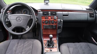 Mercedes W210 E230 combi - 4