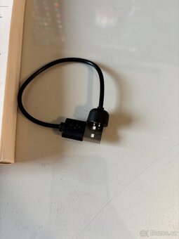 Napodobenina Xiaomi smart band 8 - 4