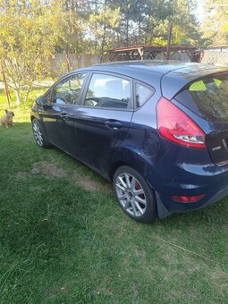 Ford Fiesta - 4