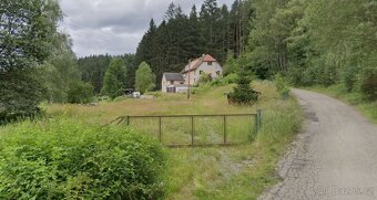 Rodinný dům s pozemky v obci Větřní, okres Český Krumlov - 4