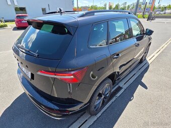 ŠKODA KAROQ SPORTLINE 1.5 TSI ALL BLACK DSG 3/2023 - 4