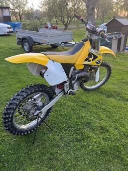Suzuki Rm 125 - 4