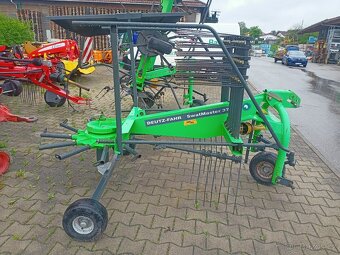 Pěkný Shrnovac sena Deutz- Fahr 3,7 m - 4