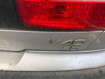 Volvo v40 2.0 - 4