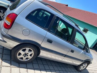 Opel Zafira - 4