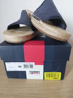 Dámské sandále TOMMY JEANS - vel. 40 - 4