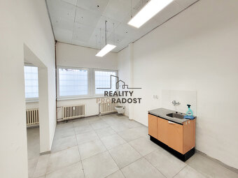 Pronájem kavárny 110 m2, zahrádka 80 m2 - 4