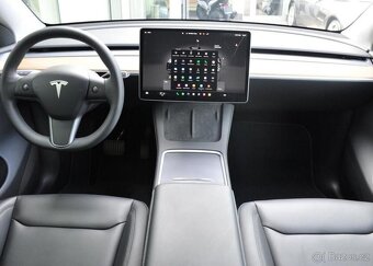 Tesla Model Y LONG RANGE DUAL REZERVACE - 4
