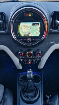 MINI COUNTRYMAN-2017-1,5TURBO-AUTOMAT-ALL4-53TIS KM-TOP STAV - 4