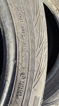 4x zimní pneu Nokian 225/60 R17 103H za 900 kč - 4