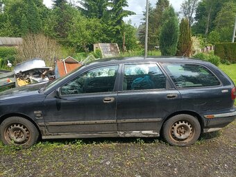 Prodám díly Volvo V40 combi rv 98 - 4
