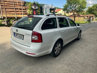 Škoda Octavia 2 1.6 TDi 77kw - 4
