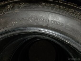 235/60/18 Dunlop - 4