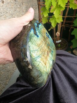 Labradorit - přes 3 kg - 4