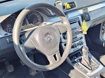 Volkswagen Passat B7 2.0 103kW 2012 - 4
